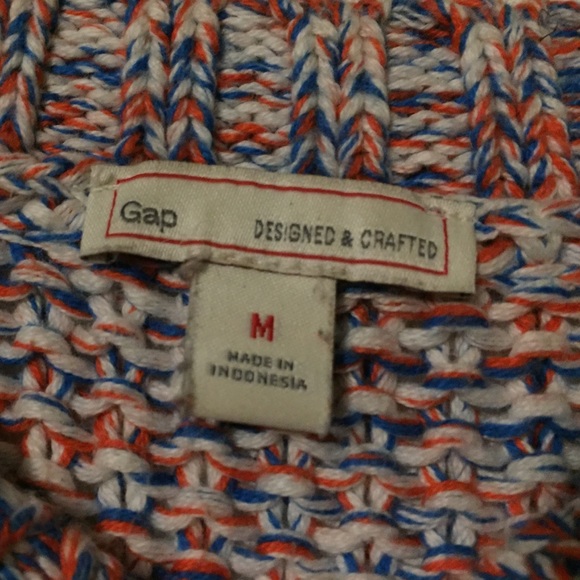 GAP multi-colored sweater - Picture 6 of 8